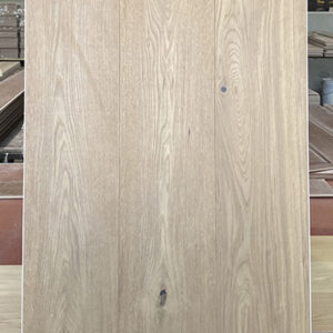 Selected grade engineered oak flooring
